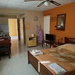 Lägenhetshotell Rantzo Holiday 4*