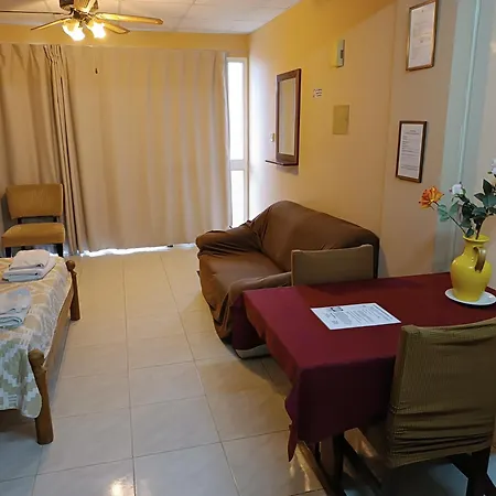 Rantzo Aparthotel