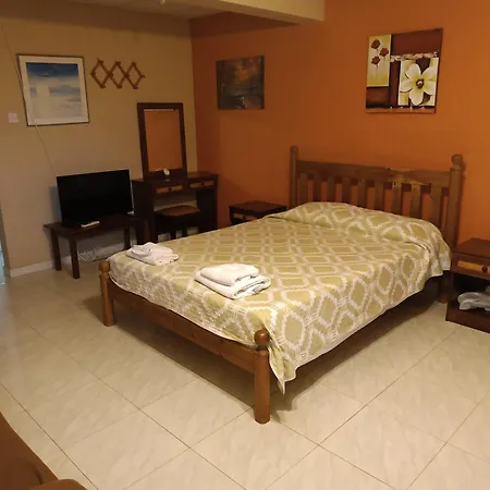 Hotel de apartamente Rantzo Pissouri