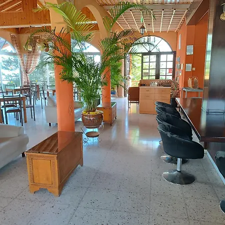 Hotel de apartamente Rantzo