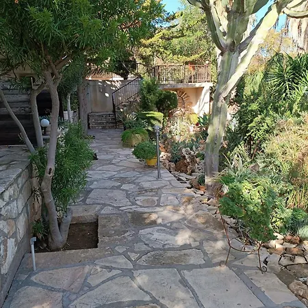 Rantzo Hotel de apartamente Pissouri