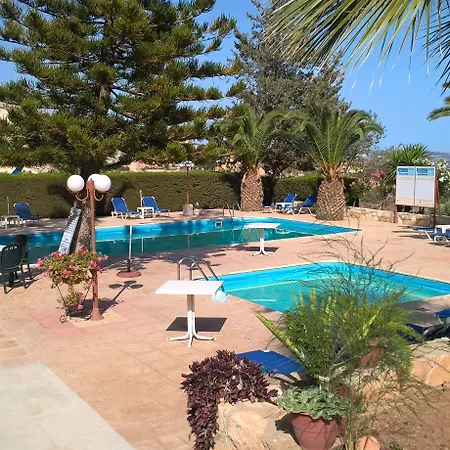 Rantzo Hotel de apartamente Pissouri