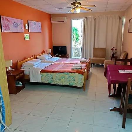 Rantzo Aparthotel
