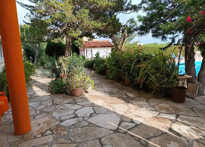 Rantzo 아파트호텔 4*