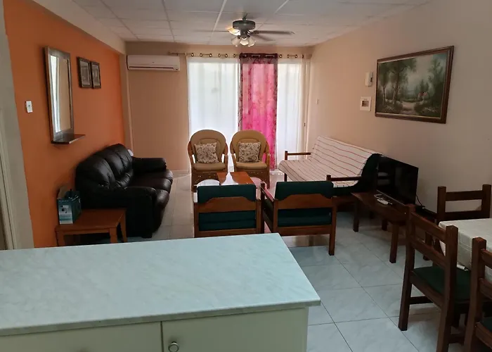 아파트호텔 Rantzo 피조우리