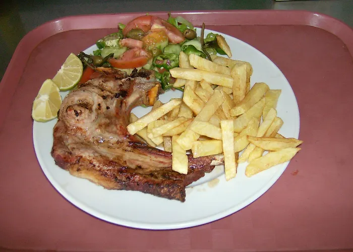 Rantzo 아파트호텔 피조우리